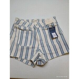 Universal Thread Women’s StripHigh Rise Sailor Shorts - Universal Thread  Size 4